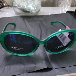 Ultraviolet Light Green Sunglasses